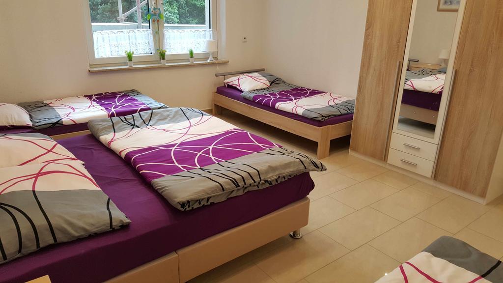 Holiday Apartment إسن الغرفة الصورة